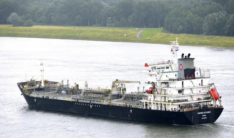 SAKURA ADVANCE Tanker IMO 9568495 photo 5