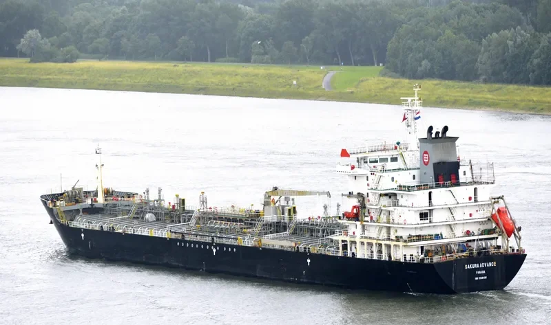 SAKURA ADVANCE Tanker IMO 9568495 photo 6