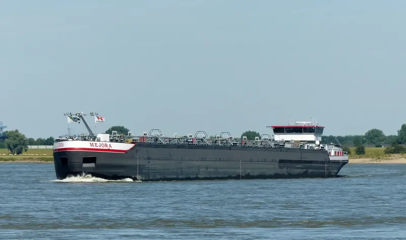 MEJORA Tanker IMO 9569061 photo 3