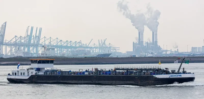 LEONORE Tanker IMO 9569188 photo 6