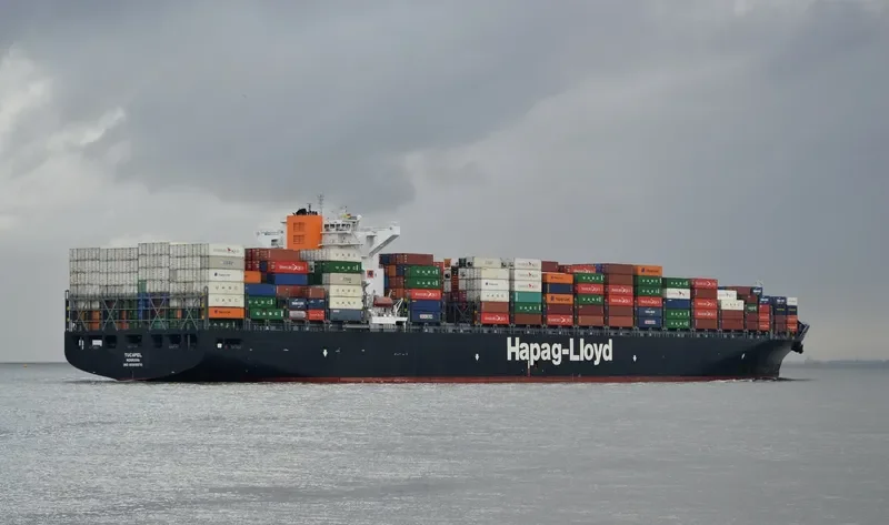 TUCAPEL Container Ship IMO 9569970 photo 2