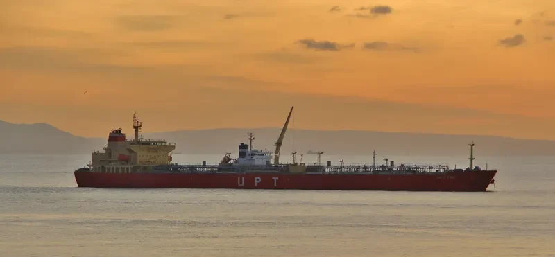 TROY Tanker IMO 9570008 photo 7