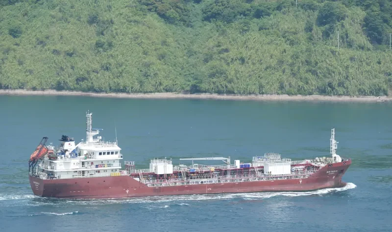 SUN DAHLIA Tanker IMO 9570577 photo 5