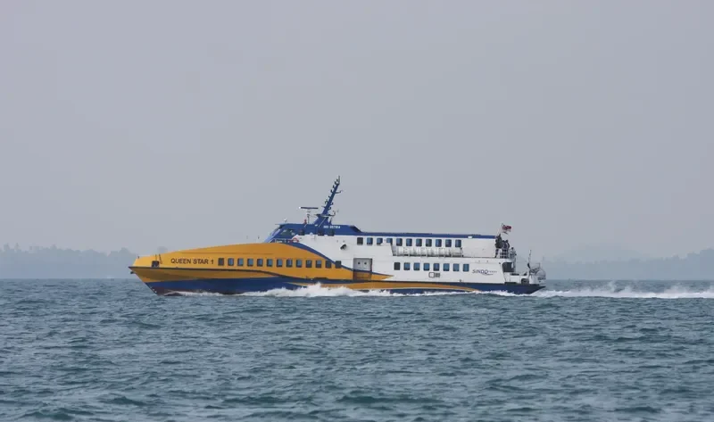QUEEN STAR 1 Passenger Ship IMO 9571014 photo 2