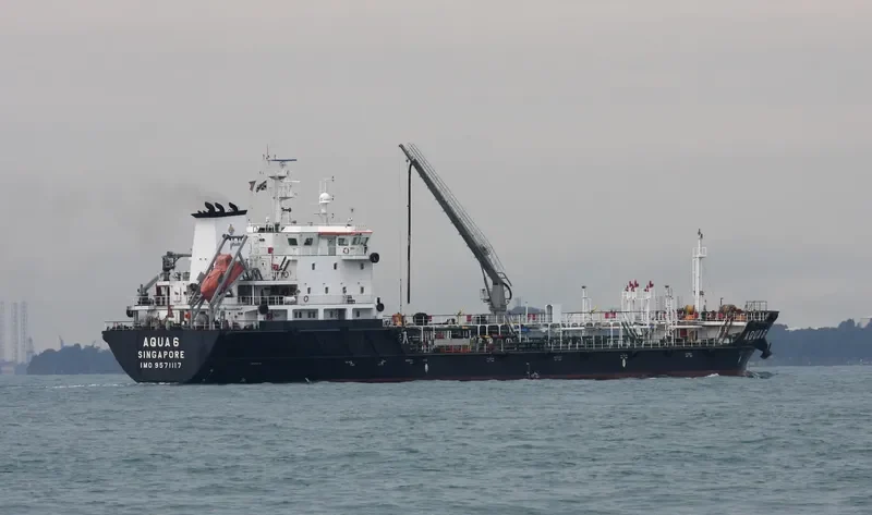 AQUA 6 Tanker IMO 9571117