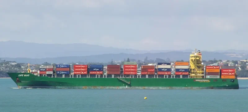 LOG IN ENDURANCE Container Ship IMO 9571296 photo 6