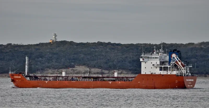 FANG CHENG GANG Tanker IMO 9571674 photo 4