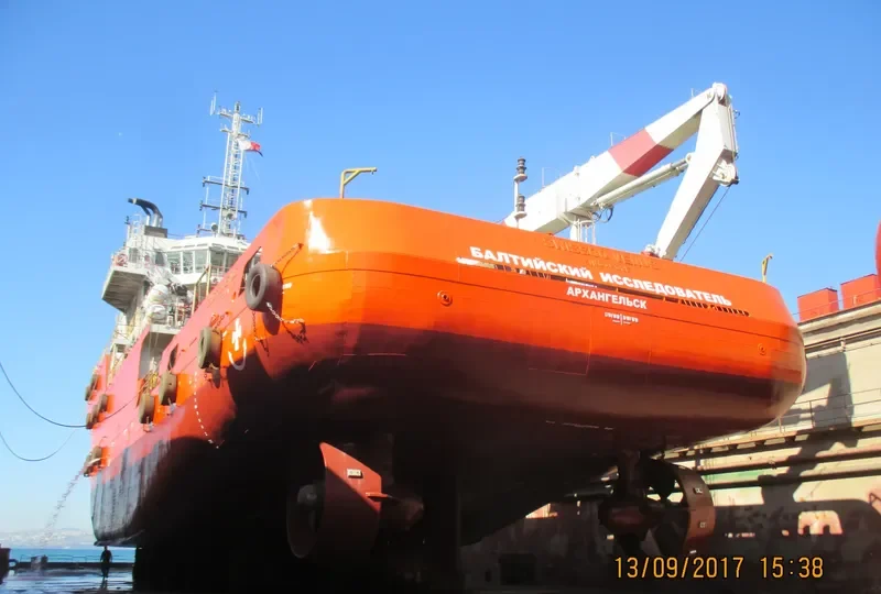 BALT. ISSLEDOVATEL Offshore Vessel IMO 9572020 photo 8