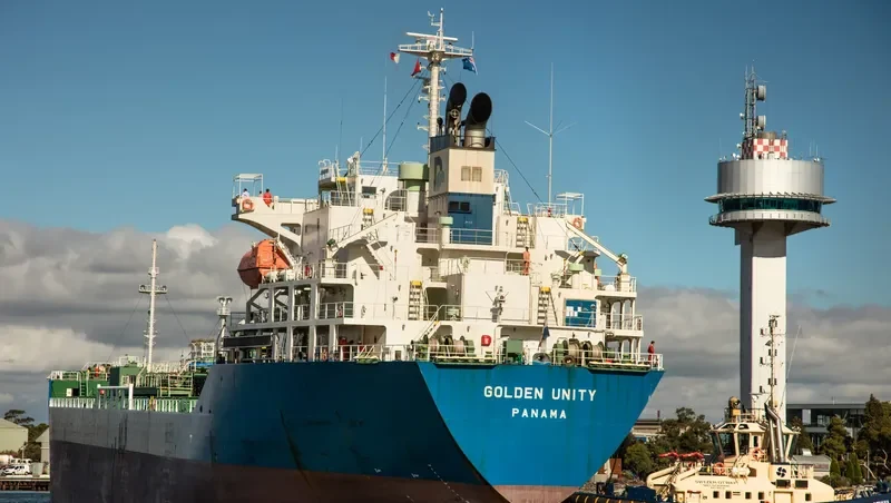 GOLDEN UNITY Tanker IMO 9572575 photo 4