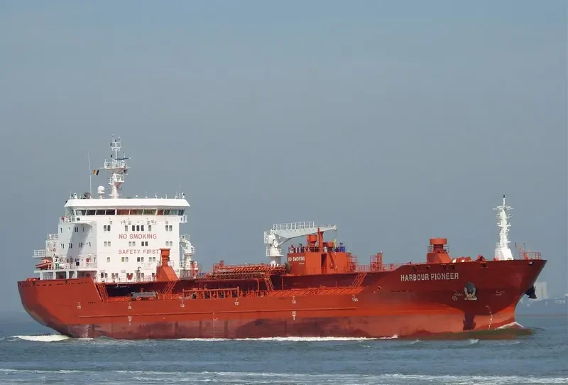 HARBOUR PIONEER Tanker IMO 9572757 photo 9