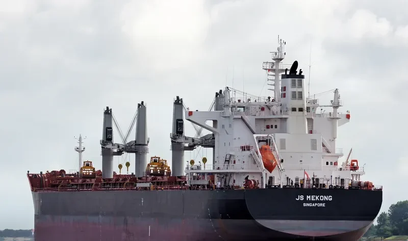 ROWAYTON EAGLE Bulk Carrier IMO 9575216 photo 7