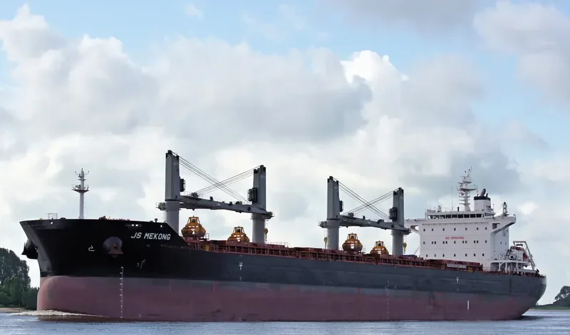 ROWAYTON EAGLE Bulk Carrier IMO 9575216 photo 9