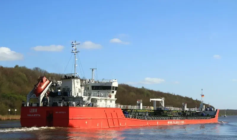 LERIK Tanker IMO 9575319 photo 6