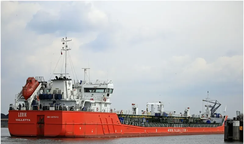 LERIK Tanker IMO 9575319 photo 9