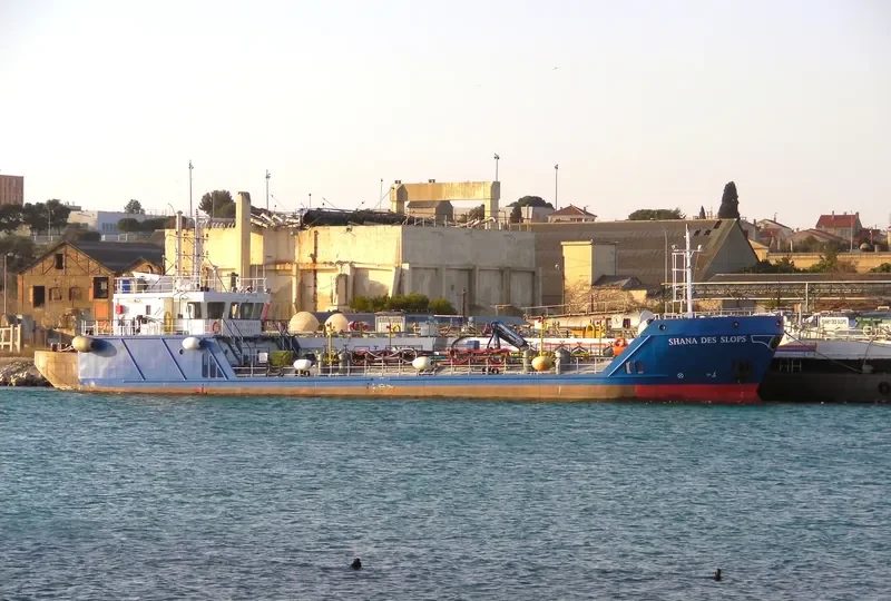 SHANA DES SLOPS Tanker IMO 9575539 photo 4