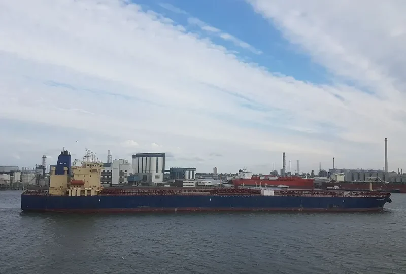 SCF PROVIDER Tanker IMO 9577094 photo 4