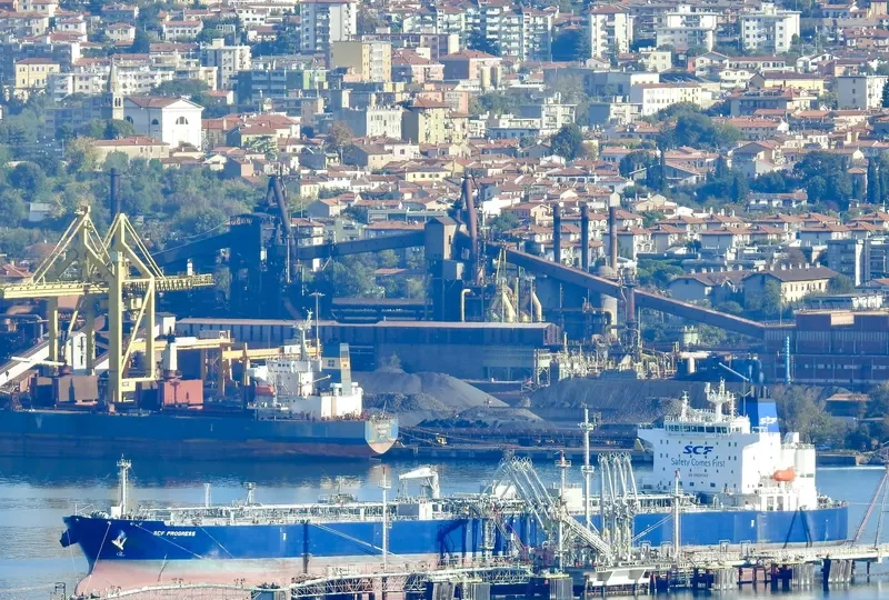 SCF PROGRESS Tanker IMO 9577111 photo 3