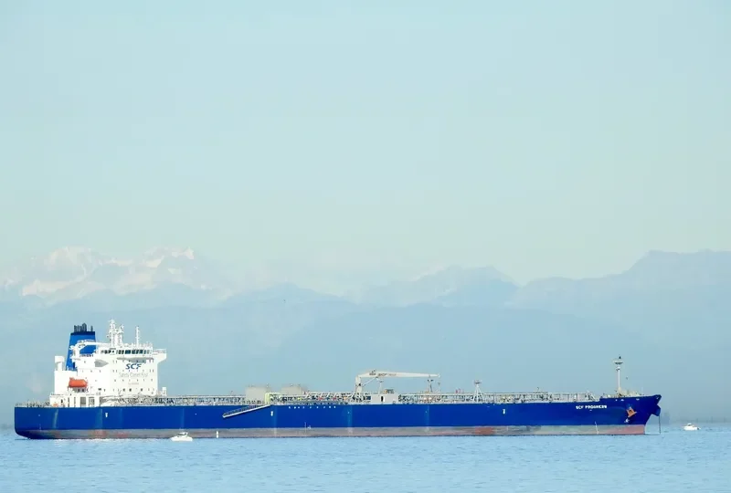 SCF PROGRESS Tanker IMO 9577111 photo 7