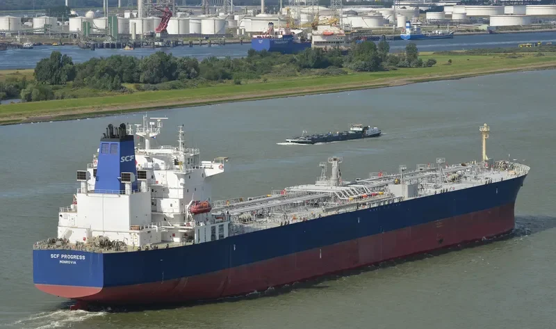 SCF PROGRESS Tanker IMO 9577111 photo 9