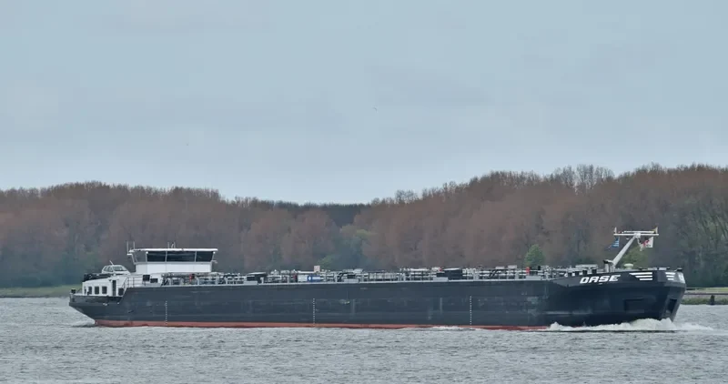 OASE Tanker IMO 9577692 photo 5