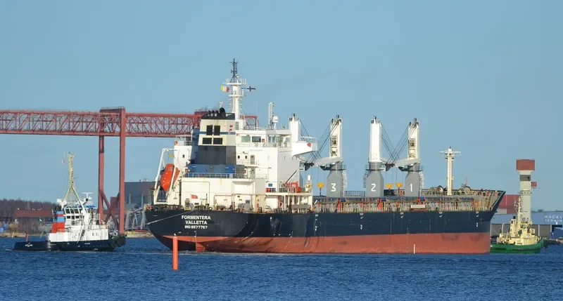 VOGE JULIE Bulk Carrier IMO 9577757 photo 2