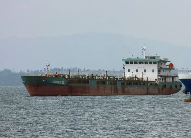 TIRTA SAMUDRA XIX Tanker IMO 9577903 photo 2