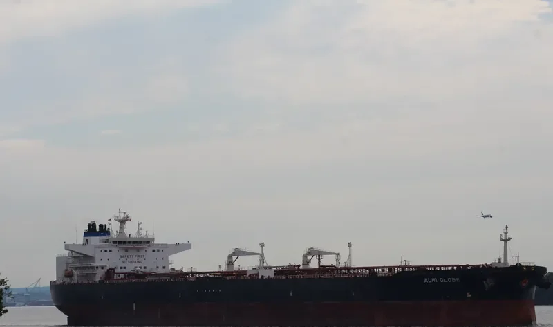 ALMI GLOBE Tanker IMO 9579511 photo 5