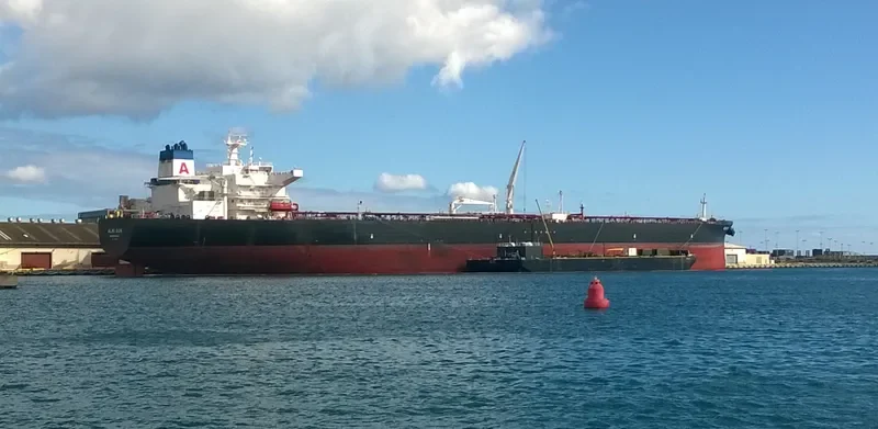 ALMI SUN Tanker IMO 9579535 photo 7