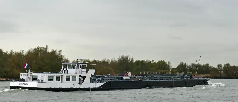 BERINGZEE Tanker IMO 9580742 photo 2