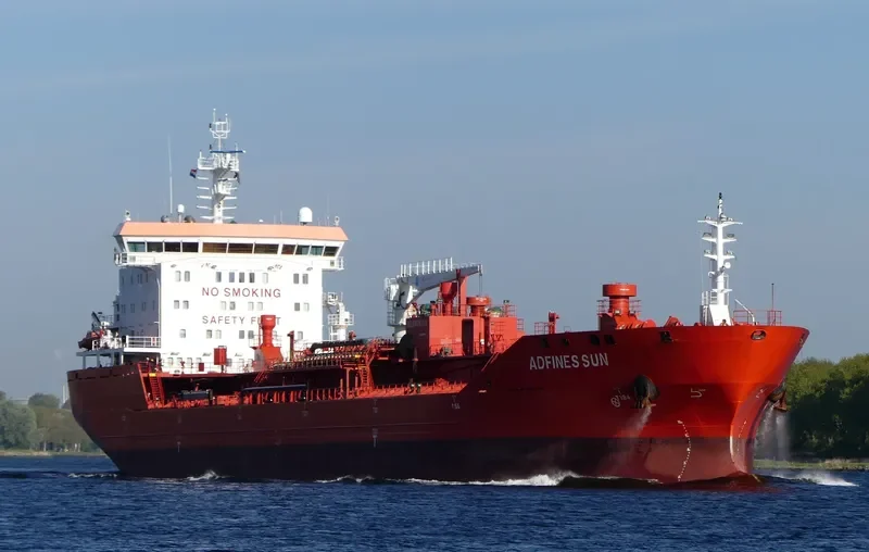RF STELLA Tanker IMO 9580998 photo 3