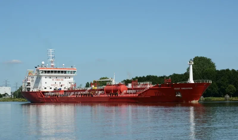 DUZGIT ENDEAVOUR Tanker IMO 9581007 photo 9