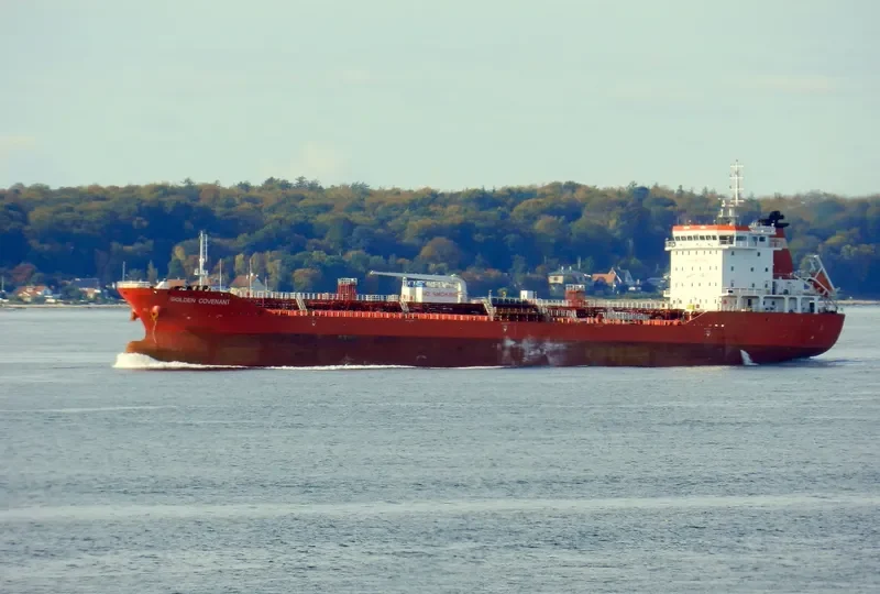 BRAVELY LOYALTY Tanker IMO 9582726