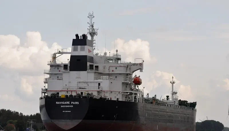 NAVIGARE PARS Tanker IMO 9583665 photo 6