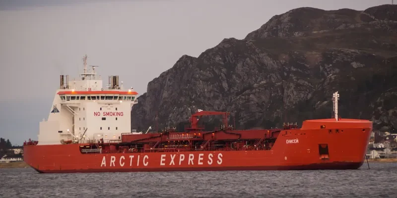 ENISEY Tanker IMO 9585273 photo 4