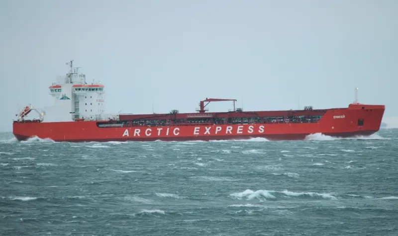 ENISEY Tanker IMO 9585273 photo 9