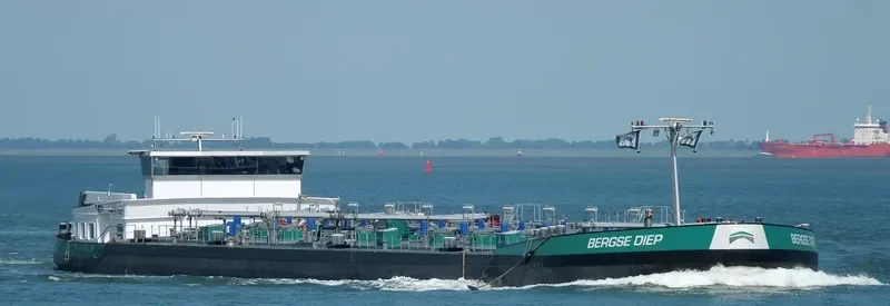 BERGSE DIEP Tanker IMO 9585637 photo 9