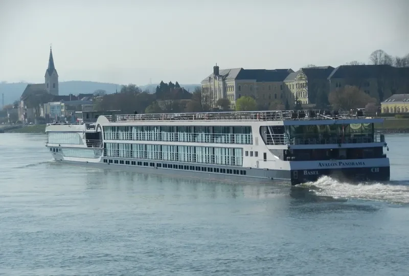 AVALON PANORAMA Passenger Ship IMO 9587013 photo 8