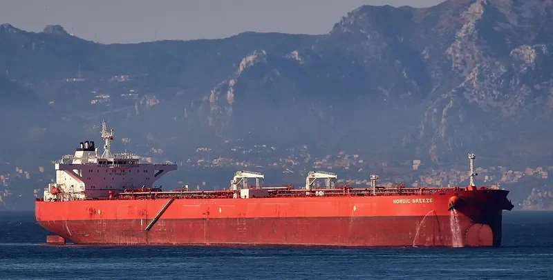 NORDIC BREEZE Tanker IMO 9588445 photo 8
