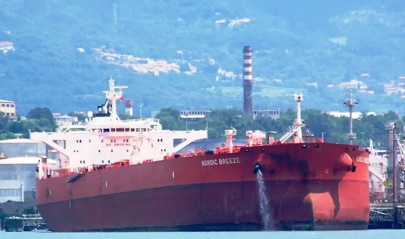 NORDIC BREEZE Tanker IMO 9588445 photo 9