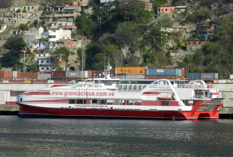 AURORA V Ro-Ro IMO 9589774