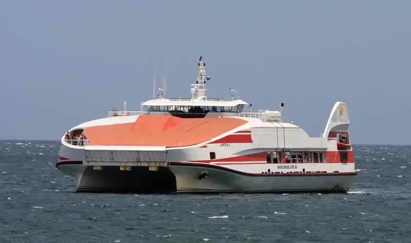 AURORA V Ro-Ro IMO 9589774 photo 8