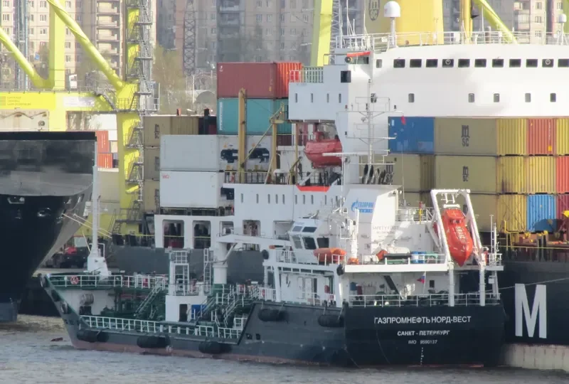 GAZPROMNEFT NORDWEST Tanker IMO 9590137 photo 10