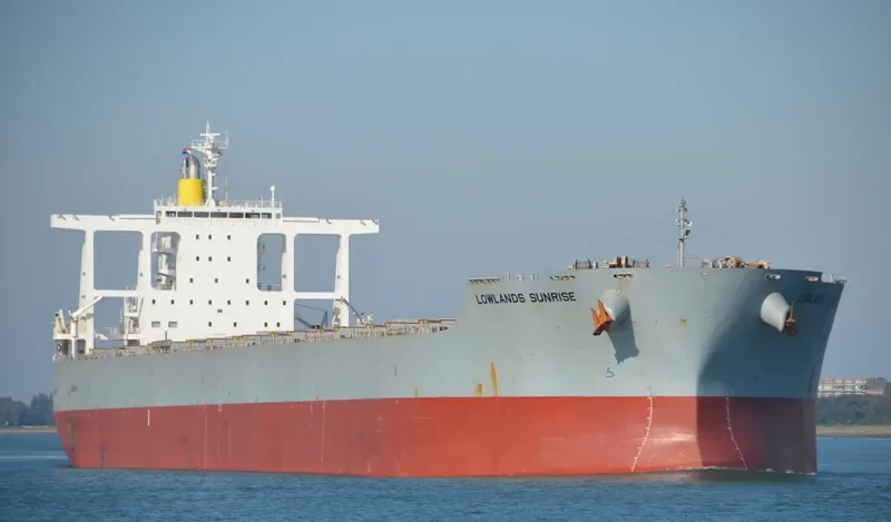 LOWLANDS SUNRISE Bulk Carrier IMO 9590826 photo 6