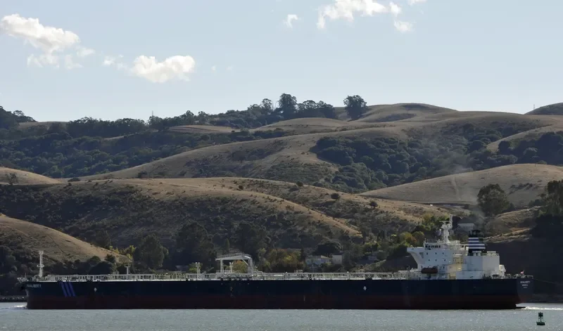 AQUALIBERTY Tanker IMO 9592226 photo 6