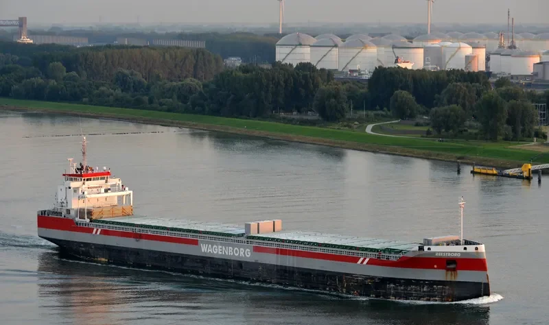 REESTBORG Container Ship IMO 9592563 photo 3