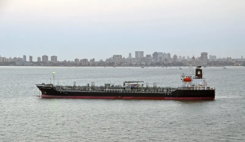 ORIENTAL LOTUS Tanker IMO 9594054 photo 2