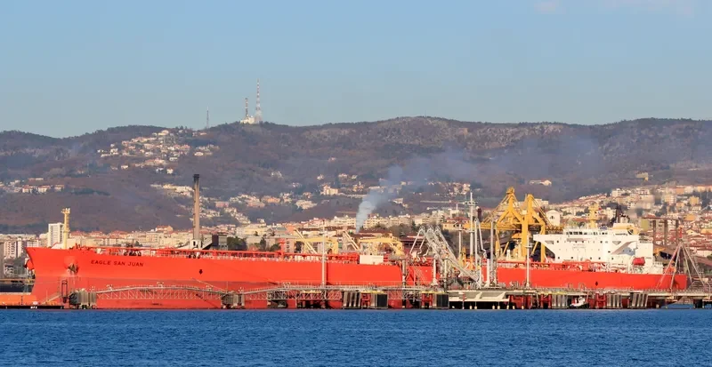 EAGLE SAN JUAN Tanker IMO 9594846 photo 10