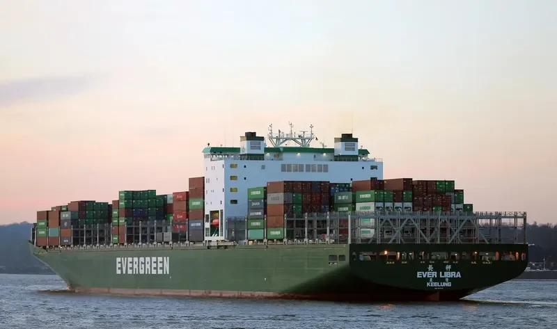 EVER LIBRA Container Ship IMO 9595486 photo 8