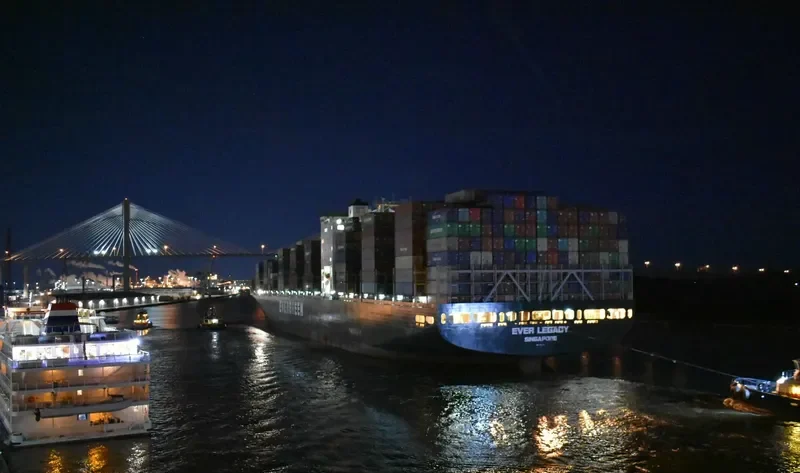 EVER LEGACY Container Ship IMO 9595515