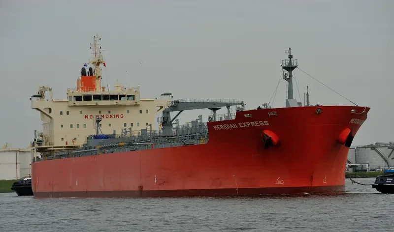 MERIDIAN EXPRESS Tanker IMO 9596272 photo 10